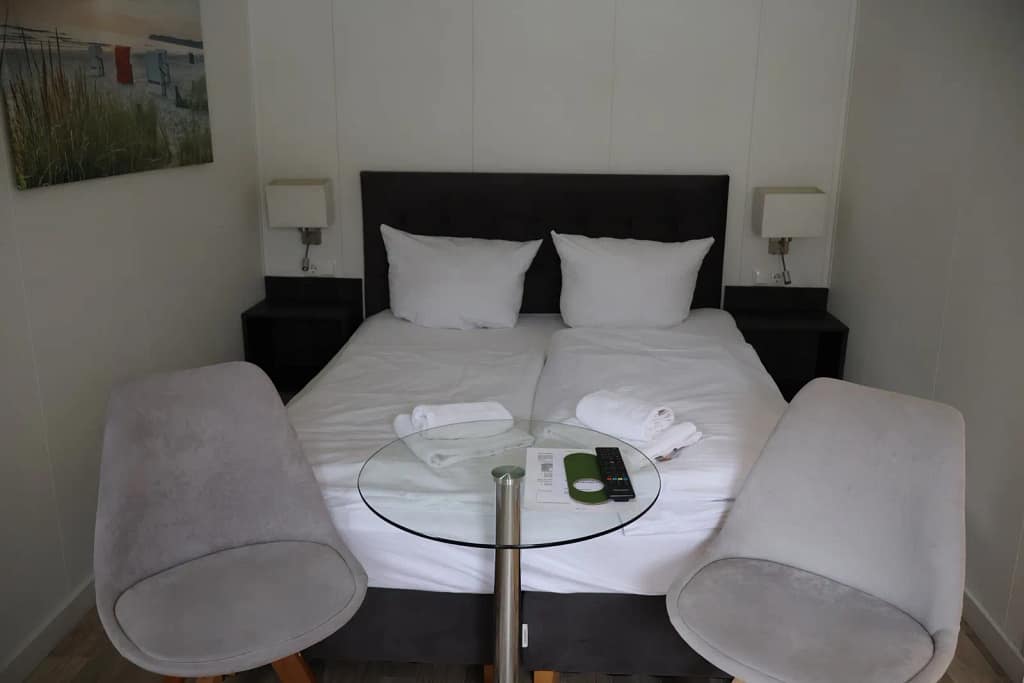 Bett- Zimmer