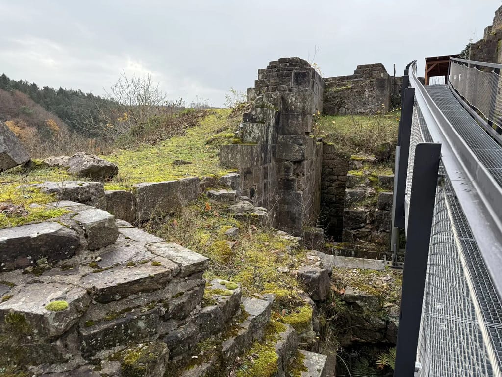 Aufgang zur Burg