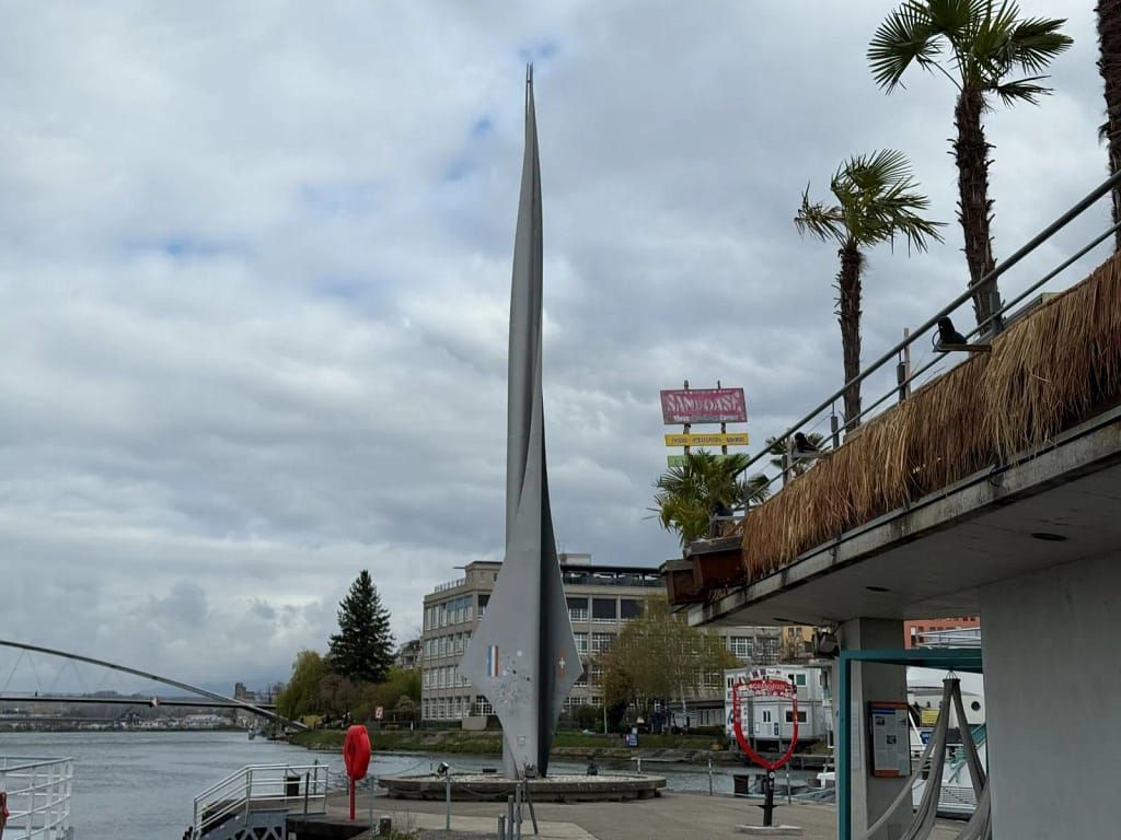 Die Statue am 3 Länder Eck