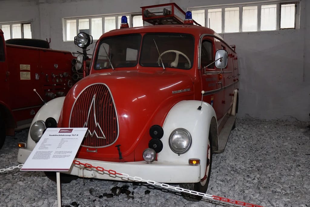 Tanklöschfahrzeug TLf8 - Oldtimer Museum Rügen
