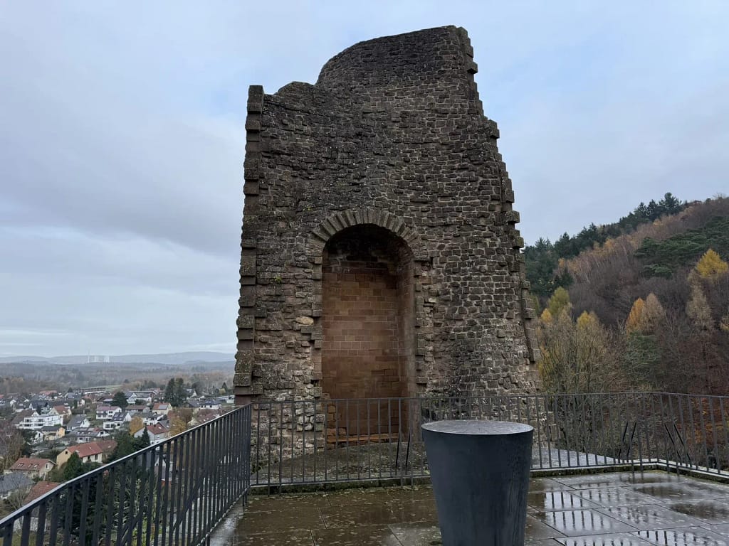 Weiterer Turm - Burg Kirkel
