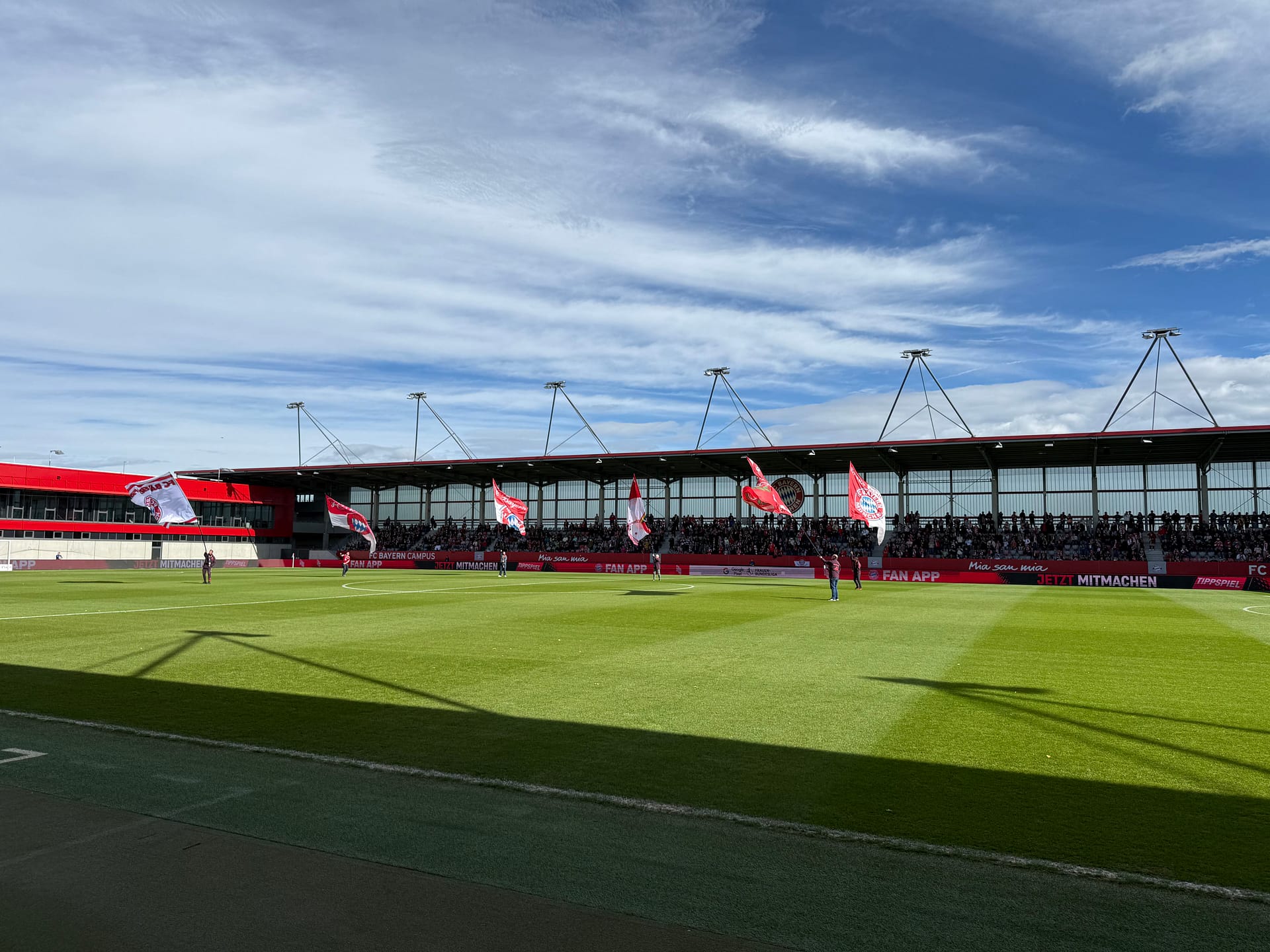 FC Bayern Frauen vs. Werder - FC Bayern Campus
